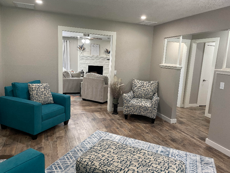 3645 Nw 70th St - Photo 3 of 20