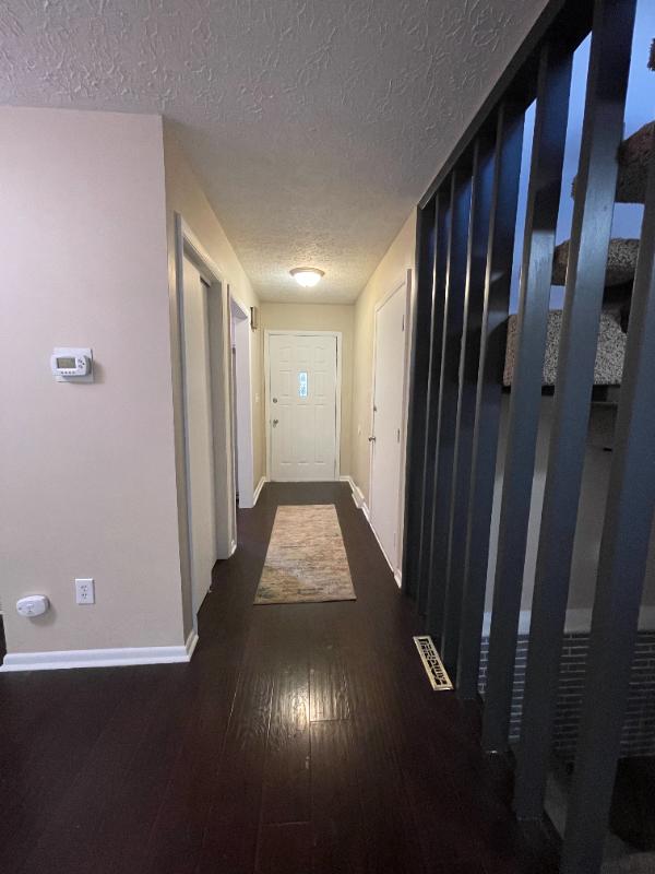 7572 Tyjon Cir - Photo 2 of 20