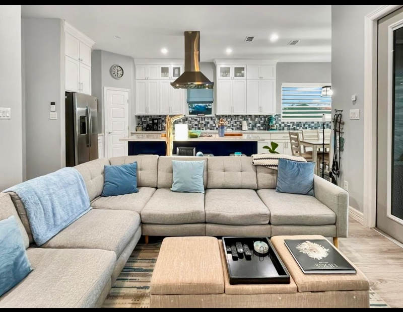 86 Bethpage Dr - Photo 2 of 20