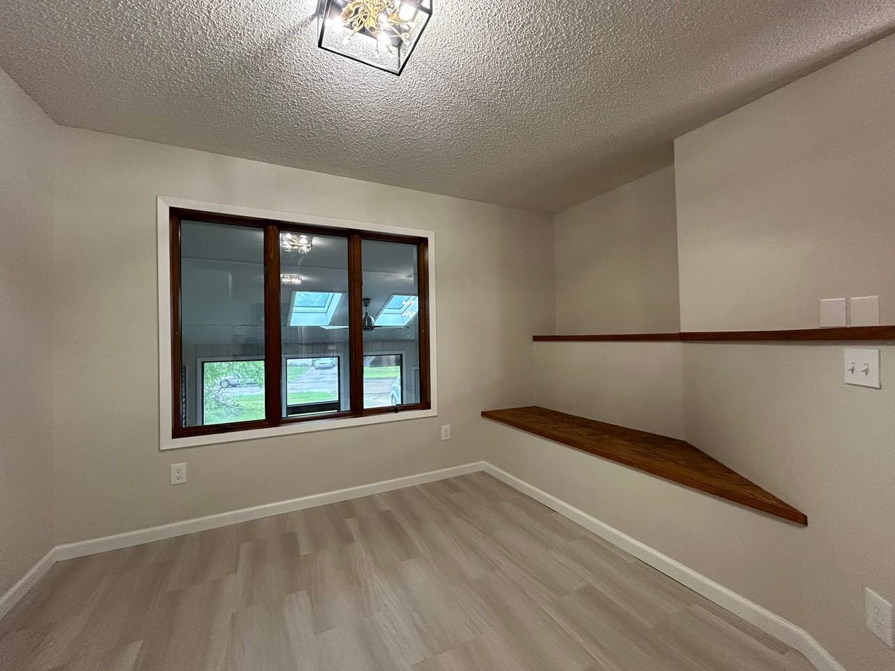 752 Prairie Ridge Rd - Photo 5 of 19