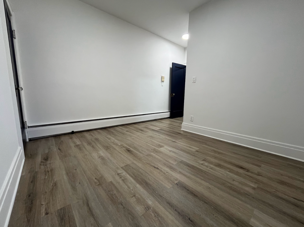 Now Leasing - Photo 4 of 10