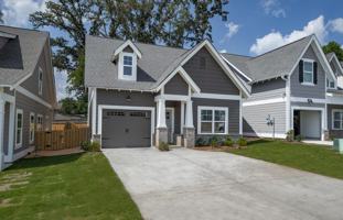 featured image of 3760 Patton Crst