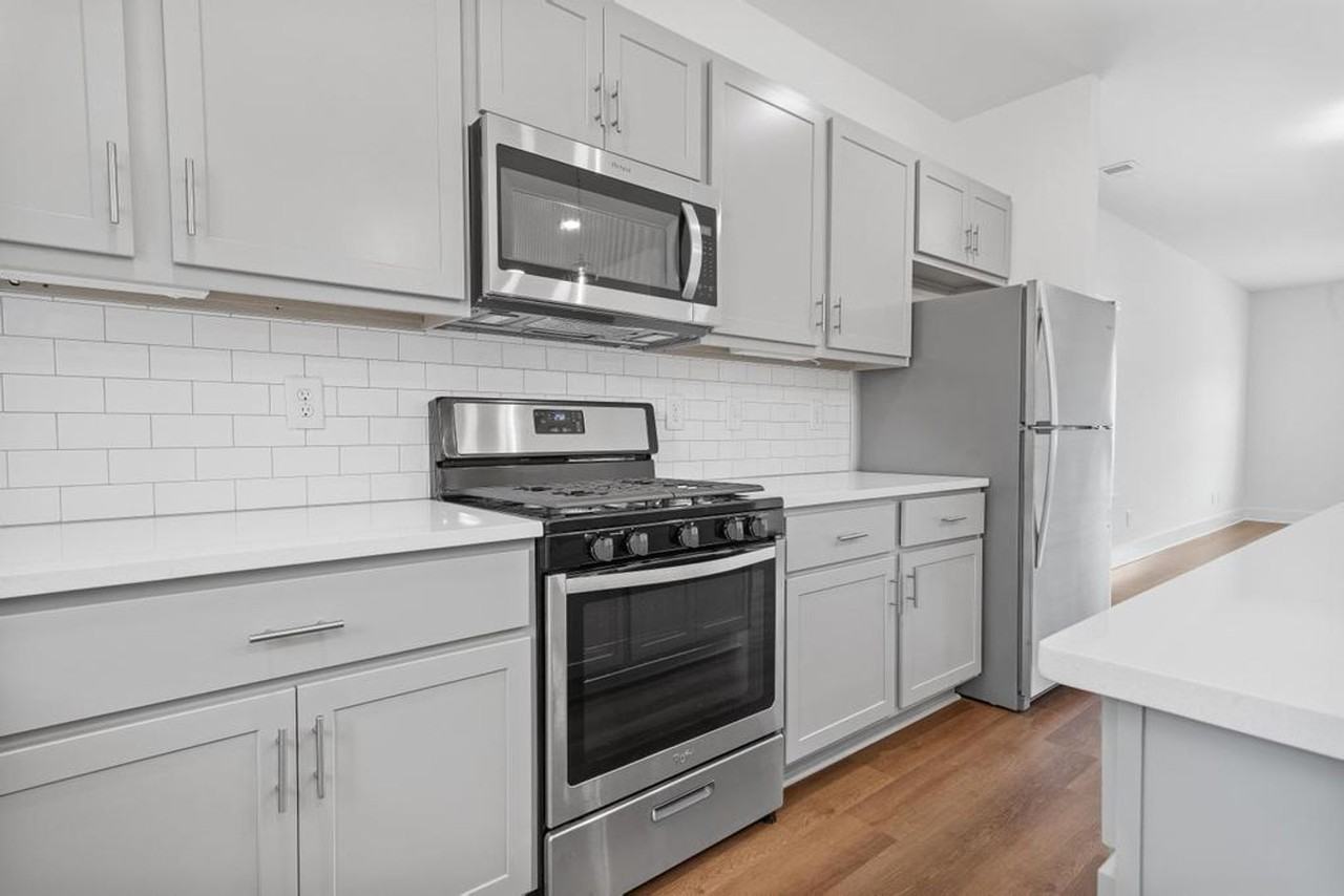 3760 Patton Crst - Photo 5 of 41