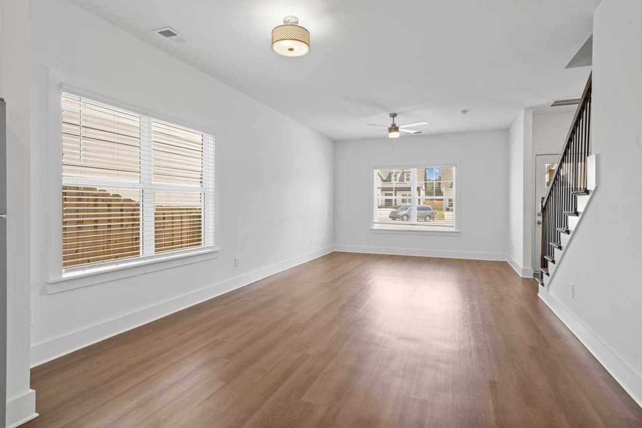 3760 Patton Crst - Photo 6 of 41