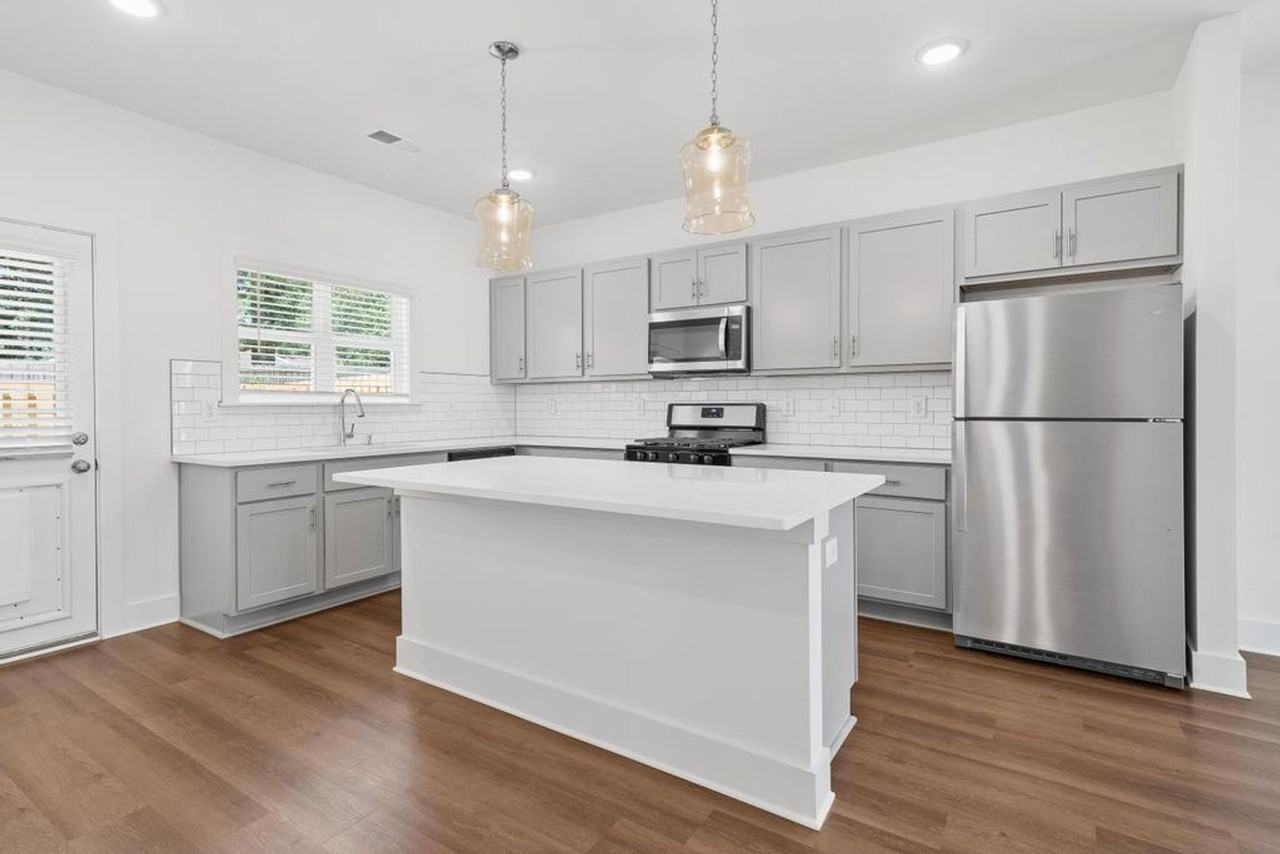 3760 Patton Crst - Photo 7 of 41