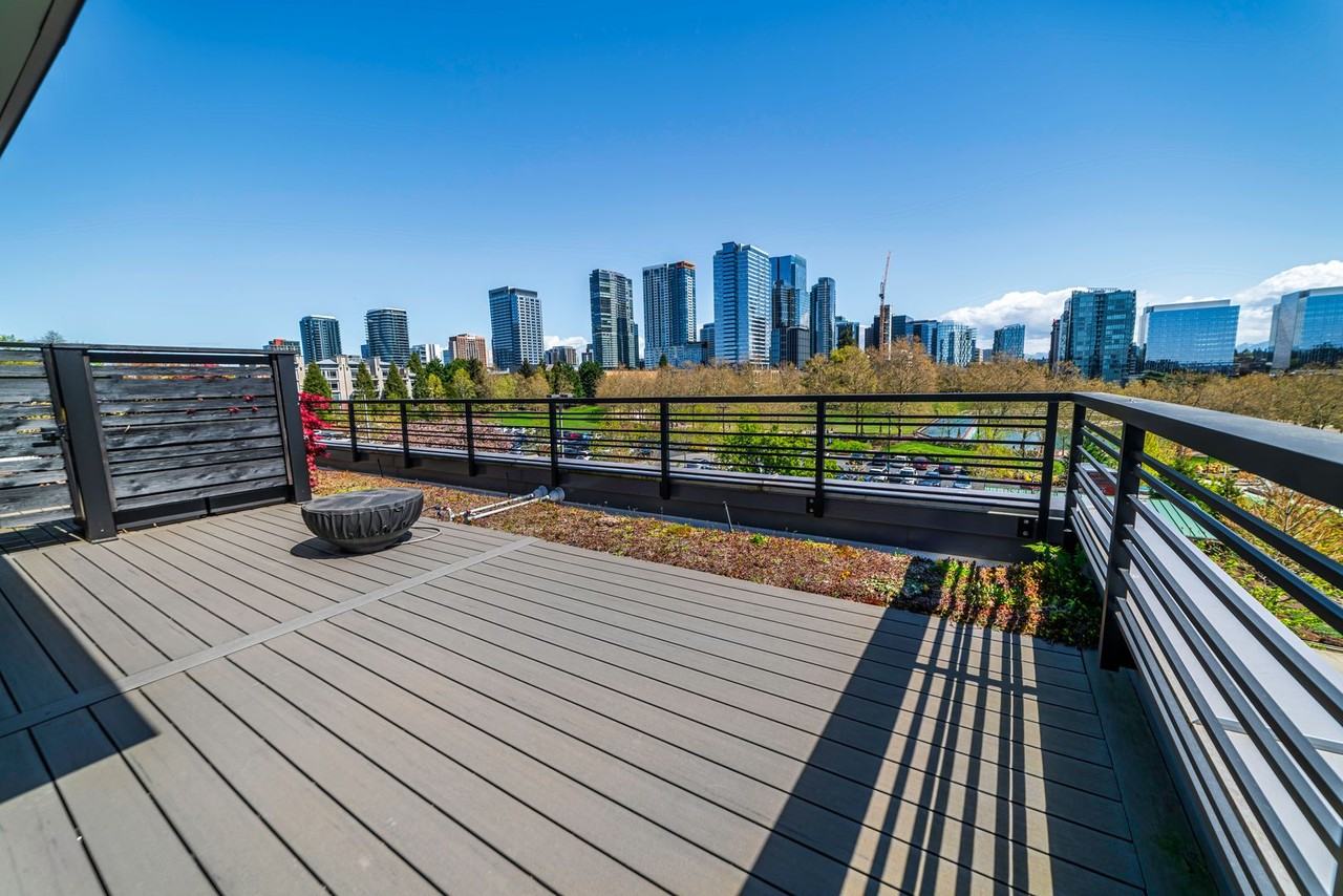 155 100th Ave Ne - Photo 5 of 20