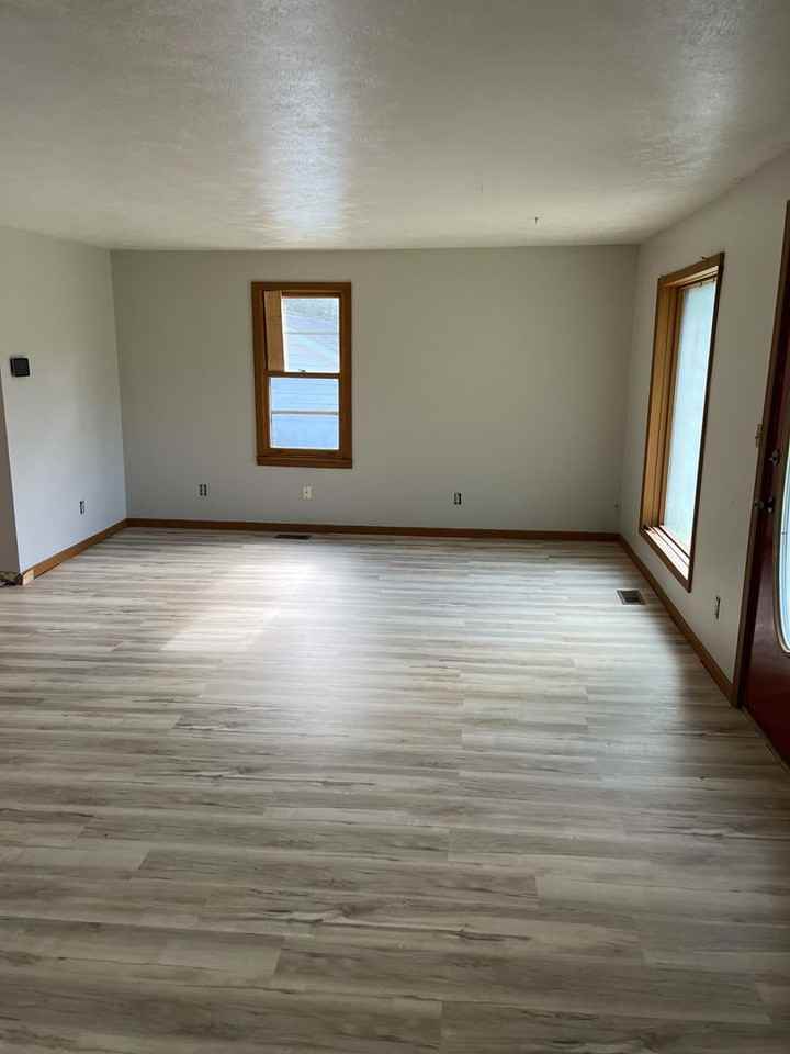 6212 E H Ave - Photo 2 of 9