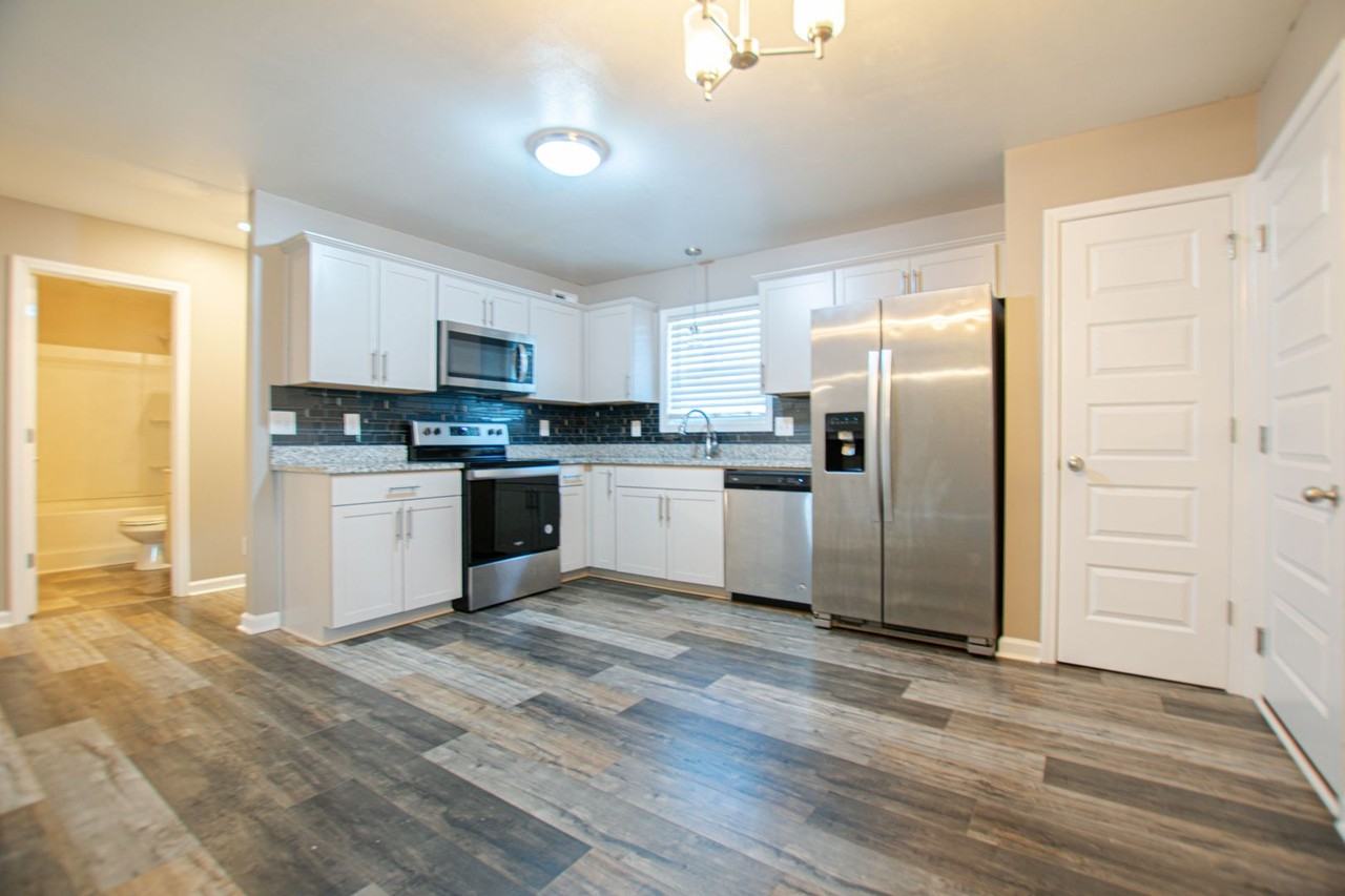 116 Waterwheel Cir - Photo 6 of 20