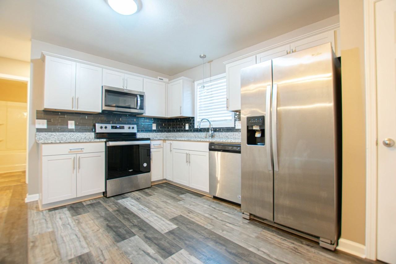 116 Waterwheel Cir - Photo 7 of 20