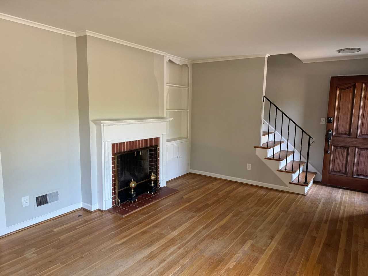 2422 Northwest Blvd - Photo 4 of 35