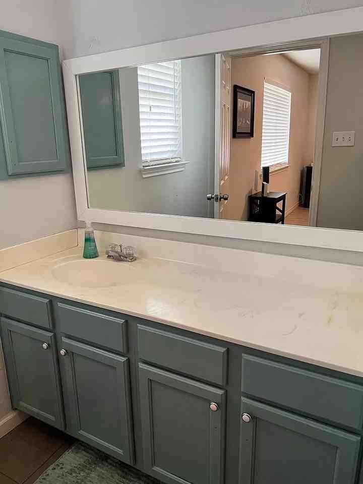 710 Claude W Black - Photo 3 of 18