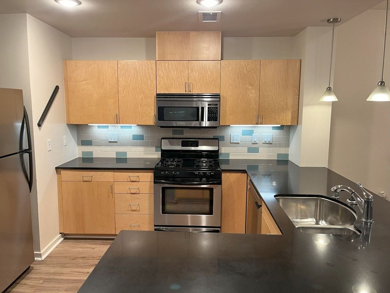 3904 Silver Ave Se - Photo 2 of 18