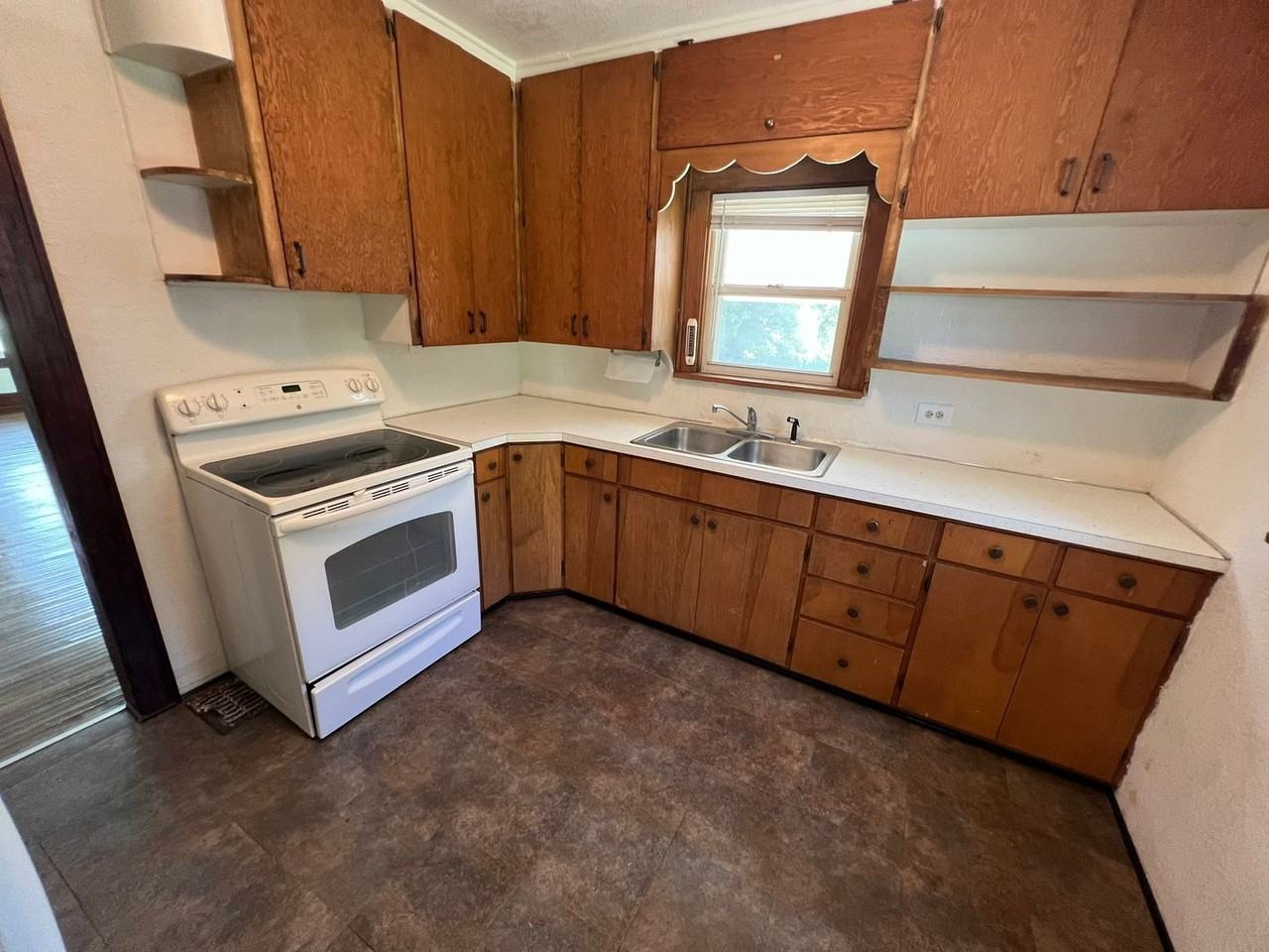 1937 210th St - Photo 3 of 21