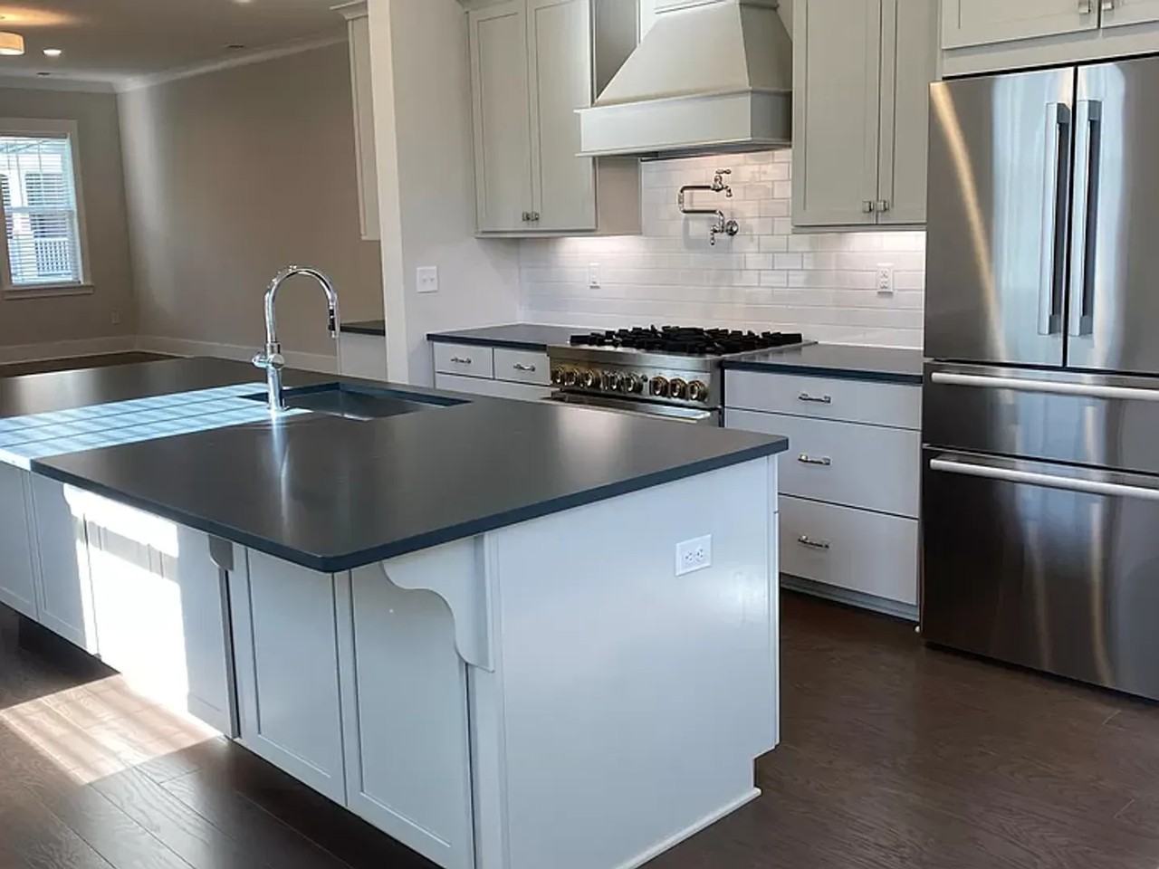 24 Whitner St - Photo 2 of 15