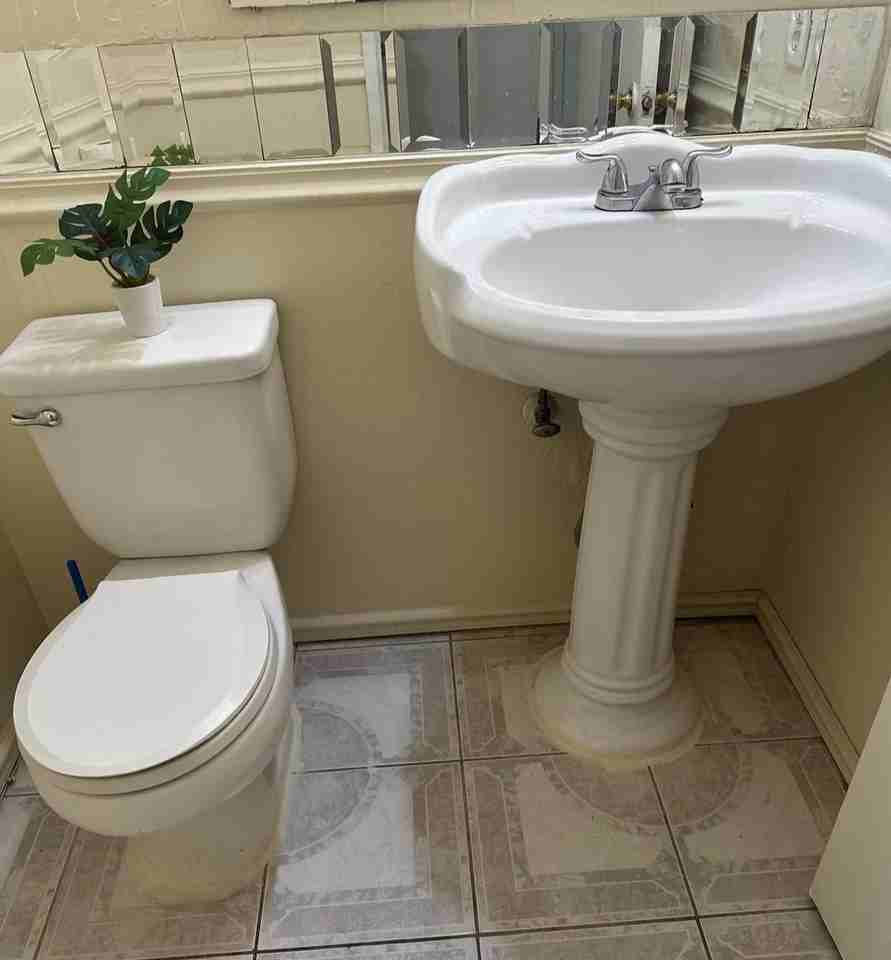 1716 W 146th St #2 - Photo 3 of 21