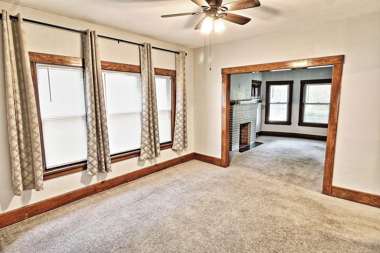 37 Sterling Ave - Photo 5 of 17