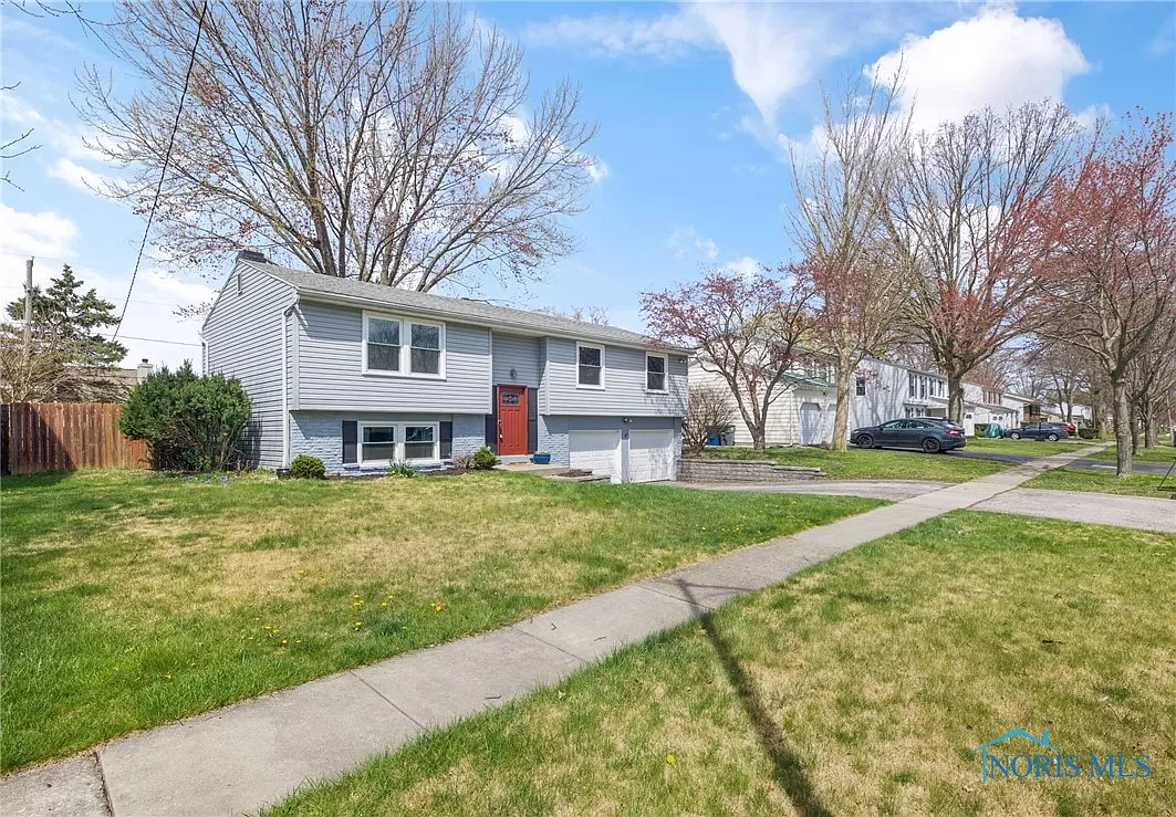 340 Southwood Dr #NA - Photo 2 of 34