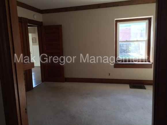 12 E Walnut St - Photo 2 of 4