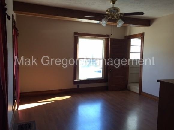 12 E Walnut St - Photo 3 of 4