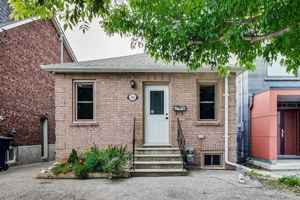 featured image of 584 Northcliffe Boulevard #2B