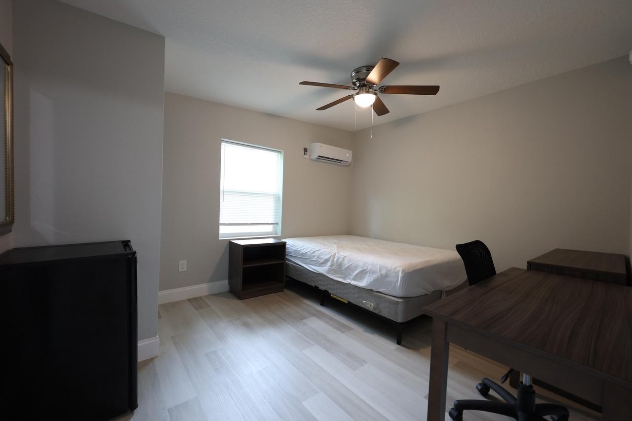 39th St - Photo 6 of 7