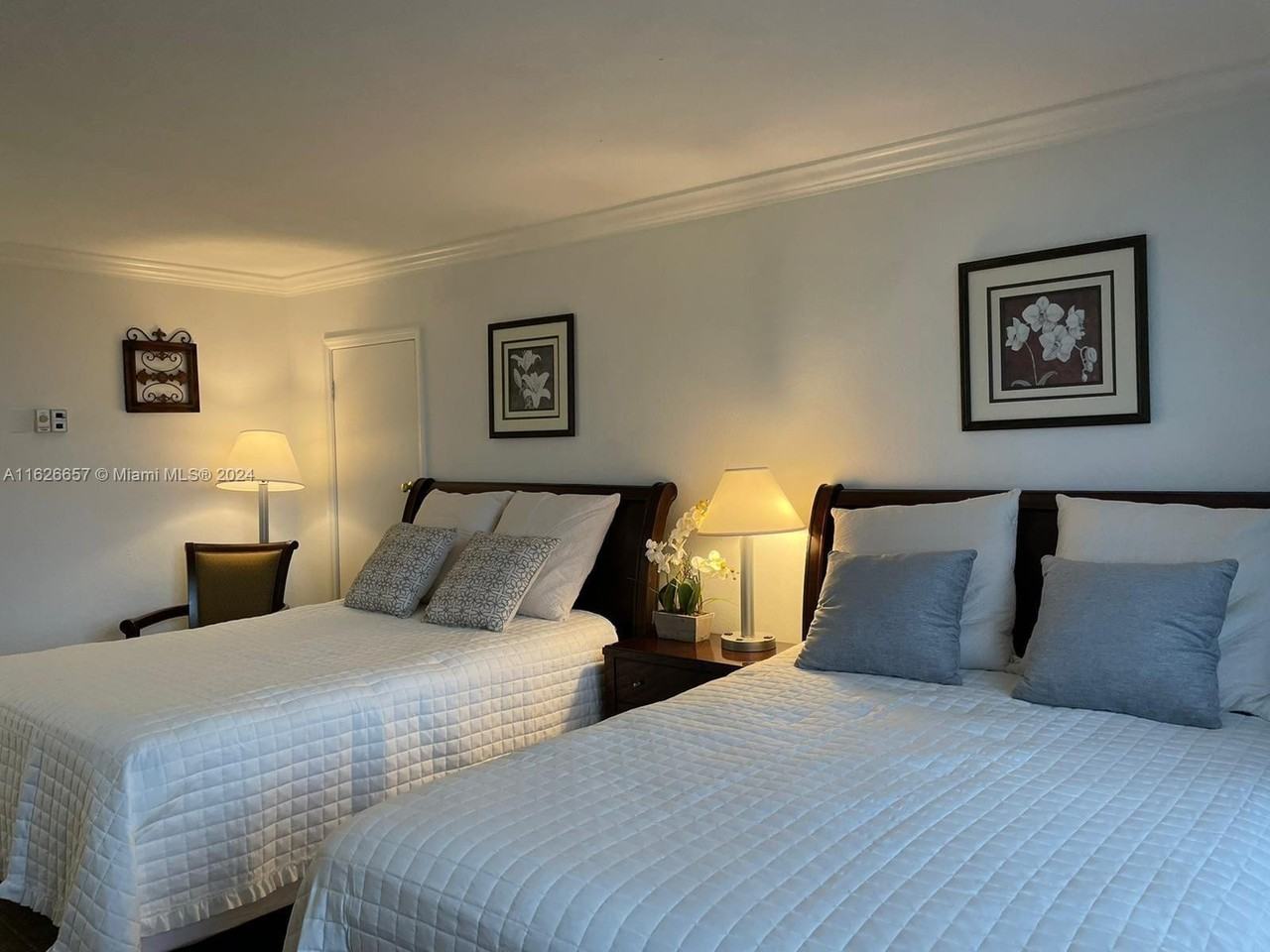 19201 19201 Collins AveAVAILFEBR #640 - Photo 2 of 11