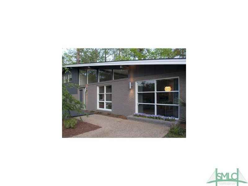 319 Windsor Rd - Photo 3 of 20