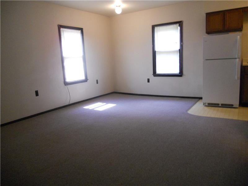 60 Church St - Photo 3 of 6