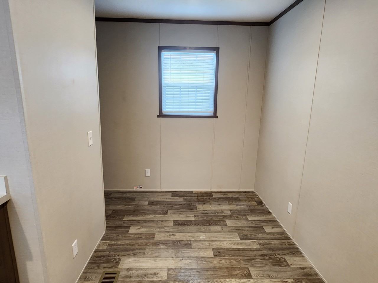 504 Washington #504 - Photo 6 of 12