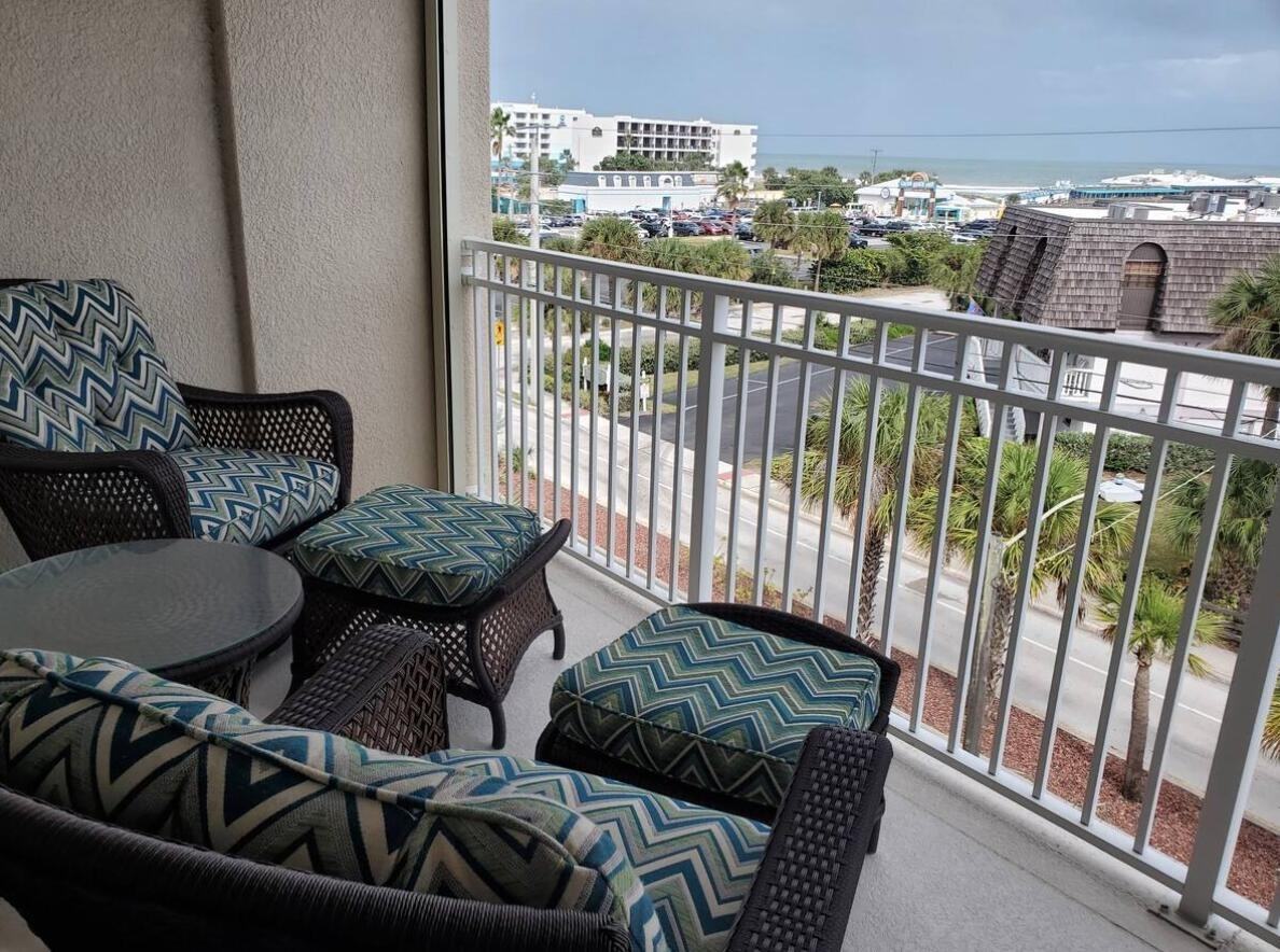 125 Pulsipher Ave #402 - Photo 6 of 35