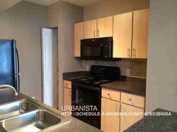 4245 Enders St - Photo 2 of 2