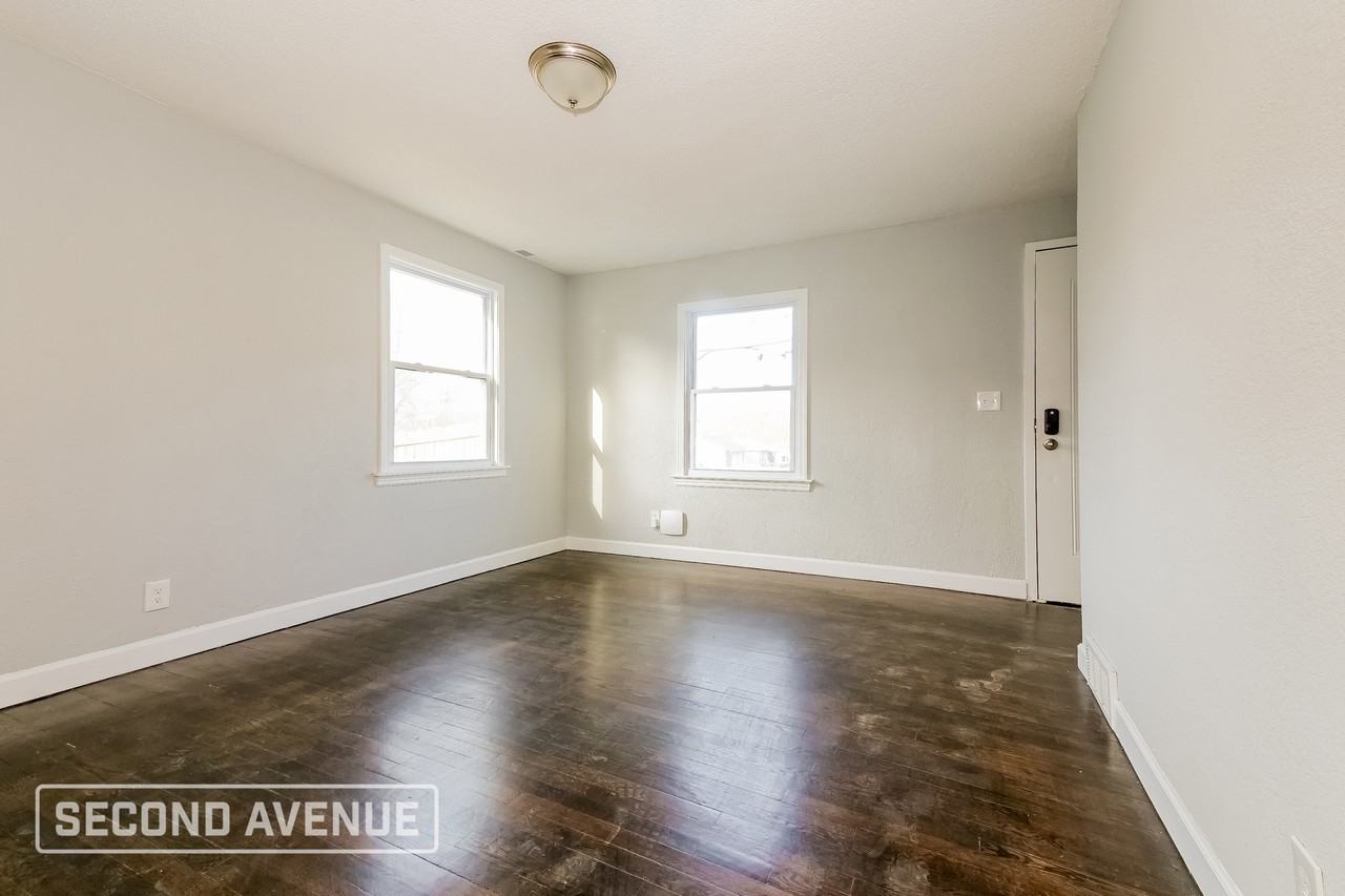 3547 Jackson Ave - Photo 5 of 20