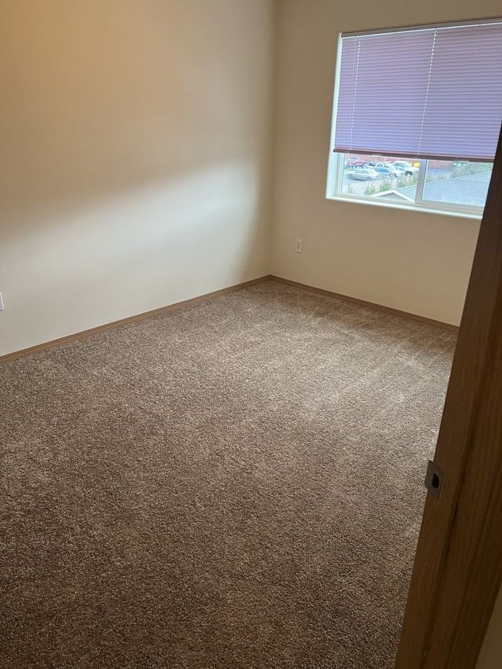 Appleway & Rosewood Apartments - Photo 6 of 10