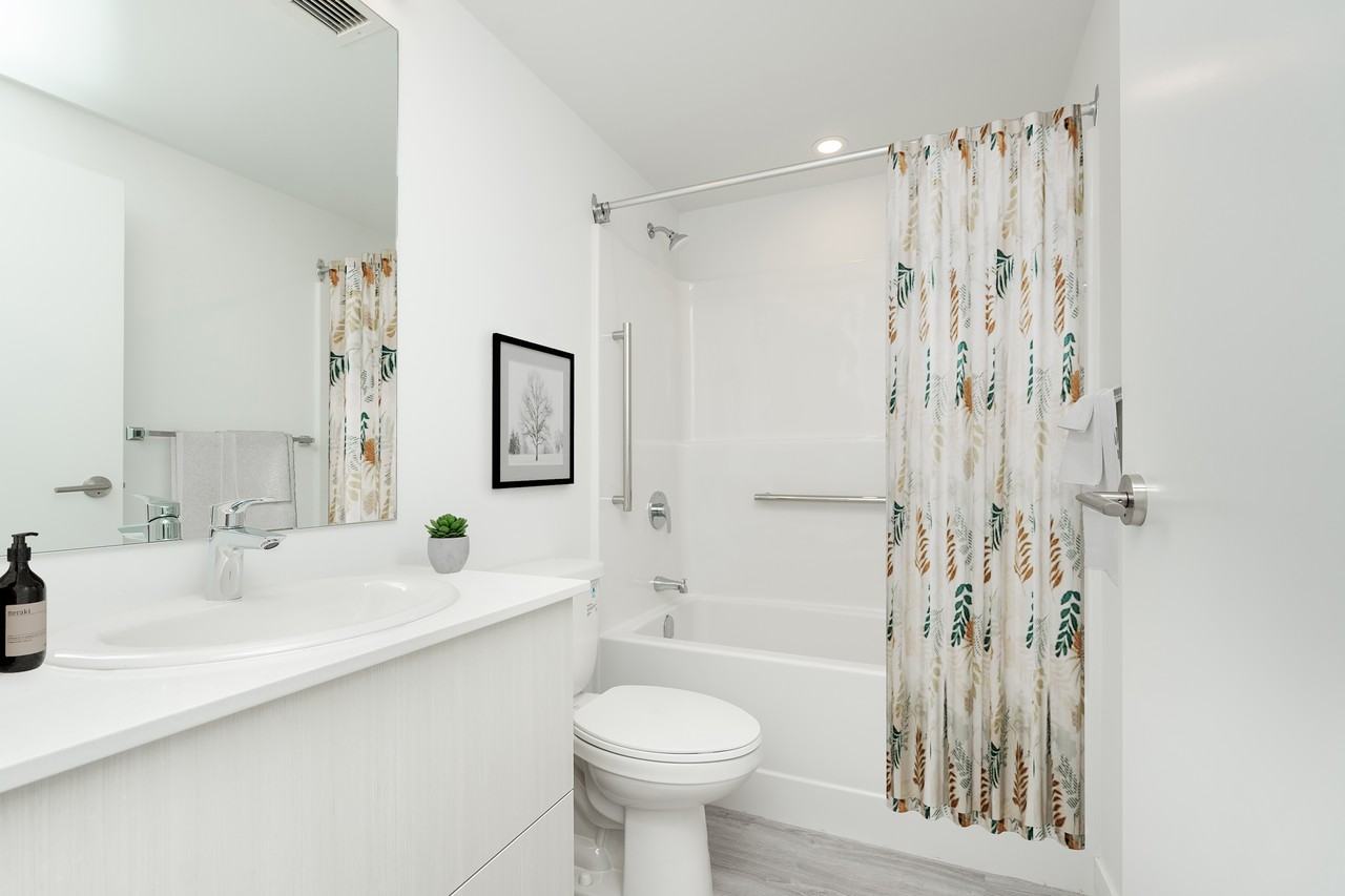 160 Centre Street Apartments 50 Centre St, Winnipeg, MB R3Y 0V7 Zumper