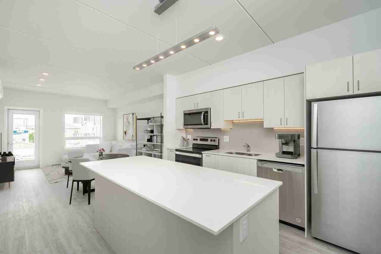 160 Centre Street - Photo 2 of 8