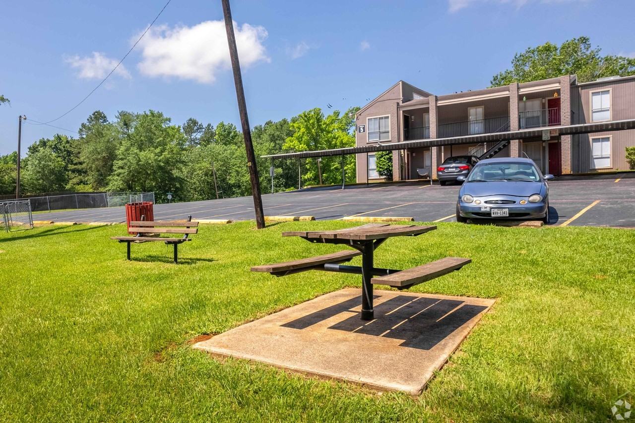 Timbercrest Apartments - Photo 6 of 43