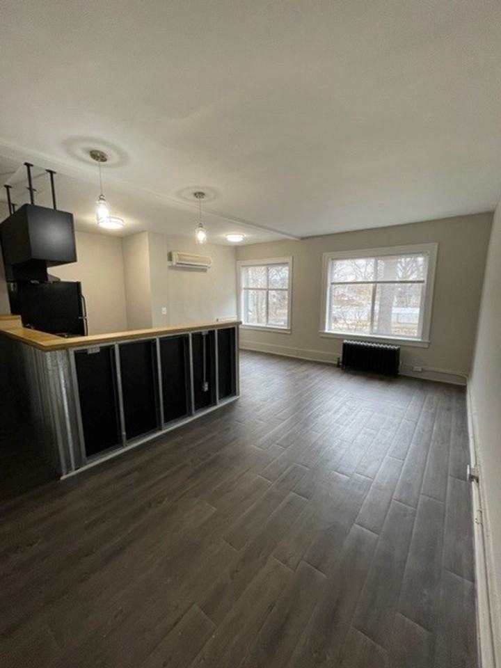 Marion Manor Apartments - Photo 2 of 5