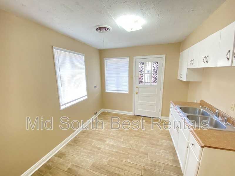 1783 Edmondson Ave - Photo 3 of 7