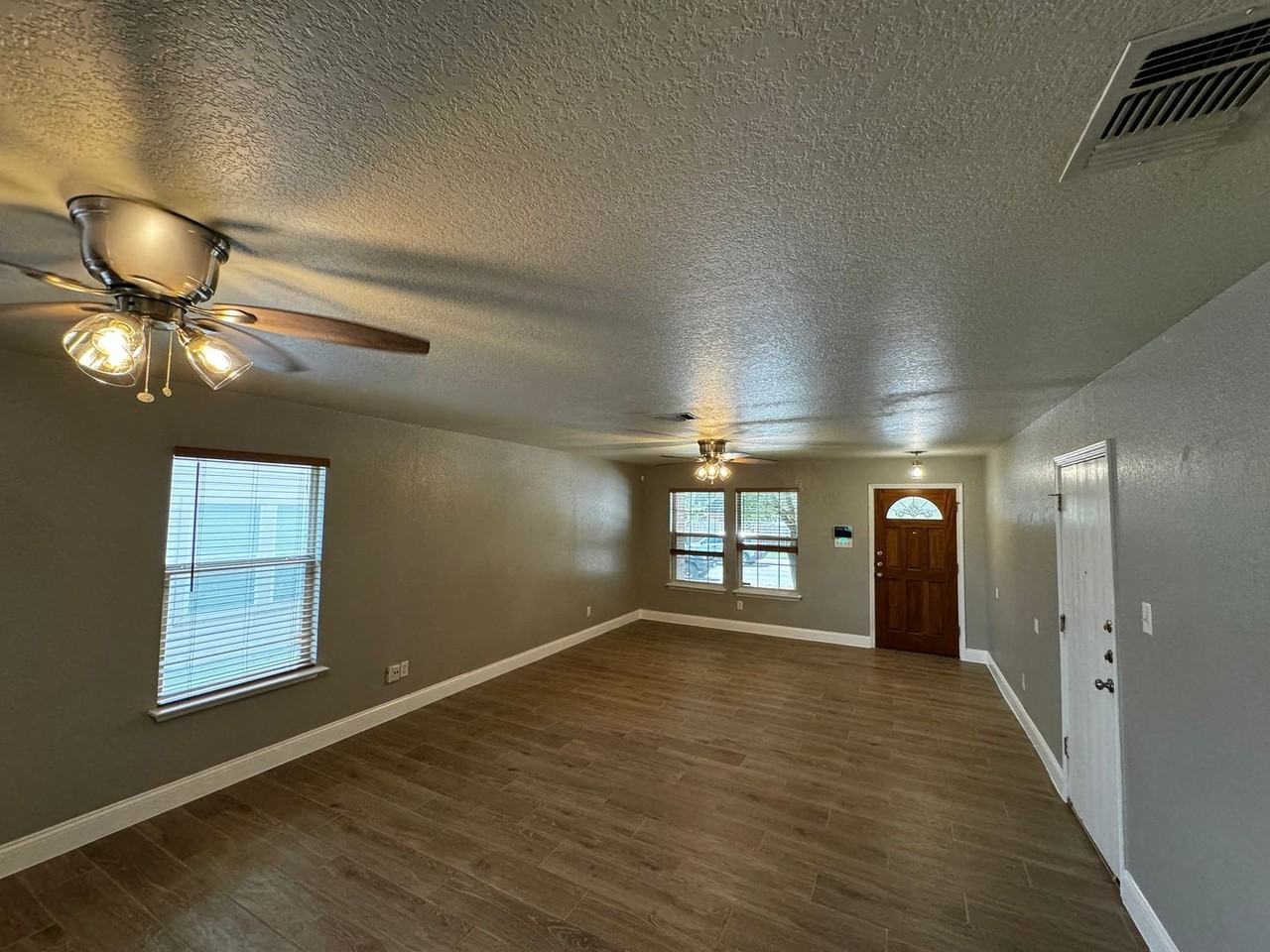 9016 Dublin Grn - Photo 6 of 29