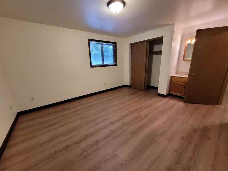 516 Baird Creek Rd - Photo 2 of 8