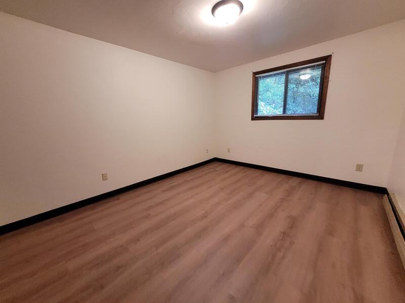 516 Baird Creek Rd - Photo 7 of 8