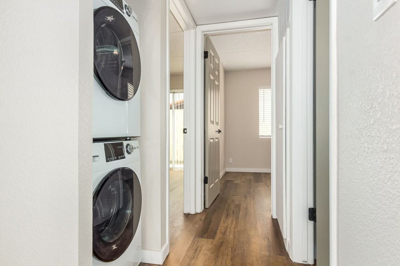 Venture On 12th Place - Photo 4 of 37