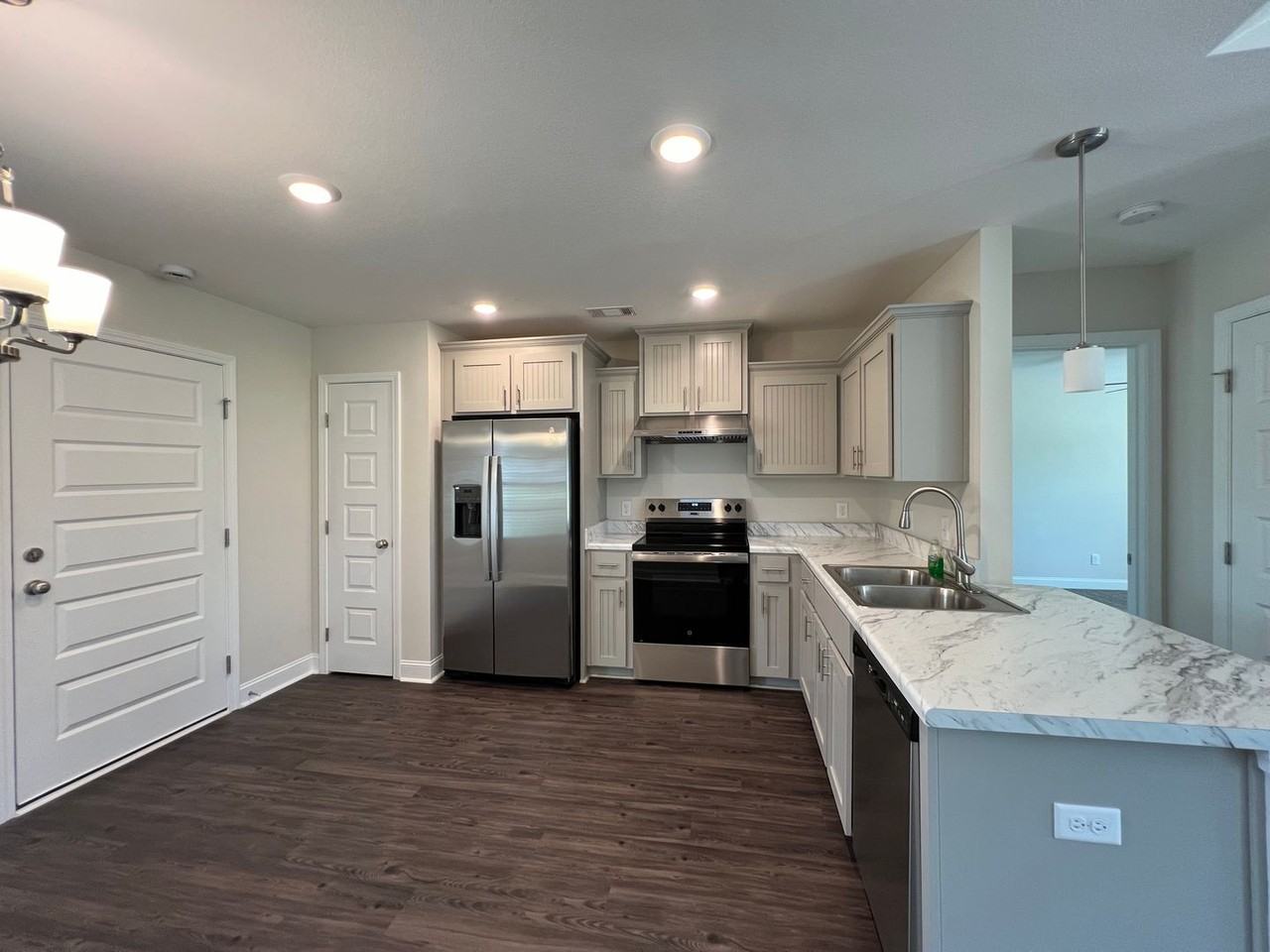 508 Sapelo Pl - Photo 3 of 19