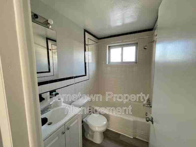 127 S 28th St - Photo 2 of 6