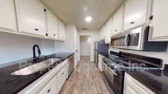 905 Lakeside Dr #4 - Photo 1 of 1