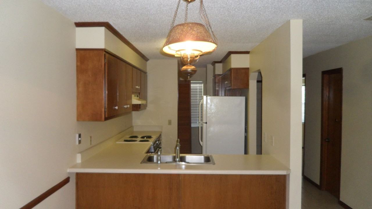 2406 Bemiss Rd #9 - Photo 3 of 5