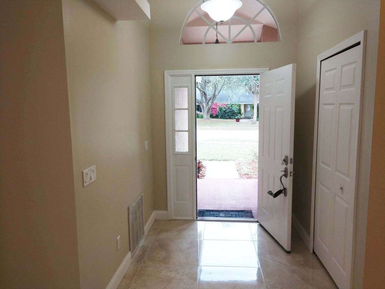 141 Morning Glory Dr - Photo 2 of 15