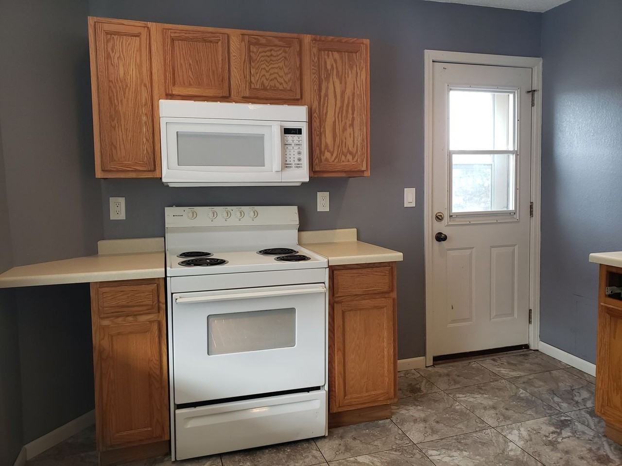 307 W Central Entrance - Photo 3 of 29