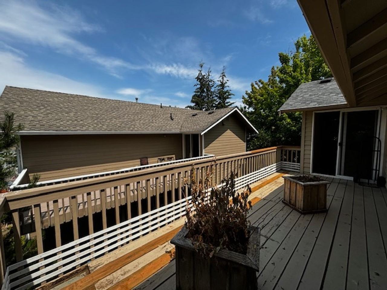 2121 Michigan St - Photo 2 of 17