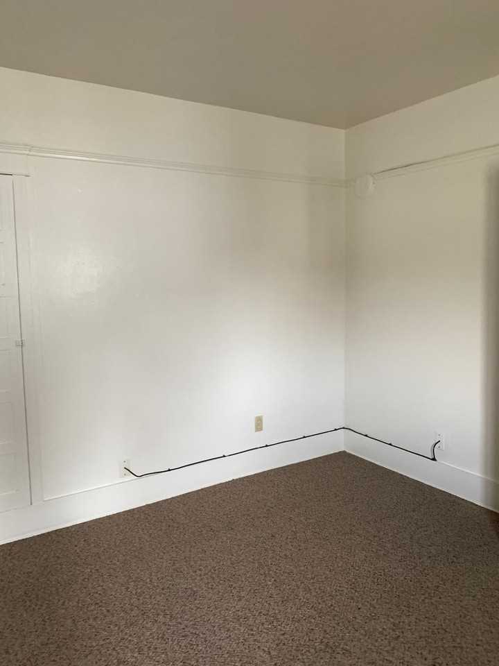 310 310 & 314 SW 4th Street - Photo 6 of 6